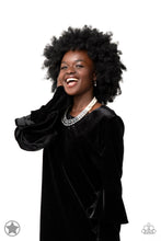 Load image into Gallery viewer, Lady In Waiting