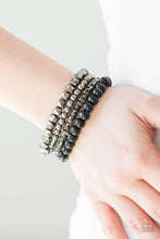 Load image into Gallery viewer, Retro Rocker - Black
