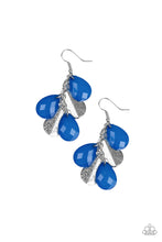 Load image into Gallery viewer, Seaside Stunner - Blue
