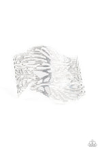 Load image into Gallery viewer, Leafy Lei - Silver
