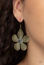 Load image into Gallery viewer, Fresh Florals - Brass
